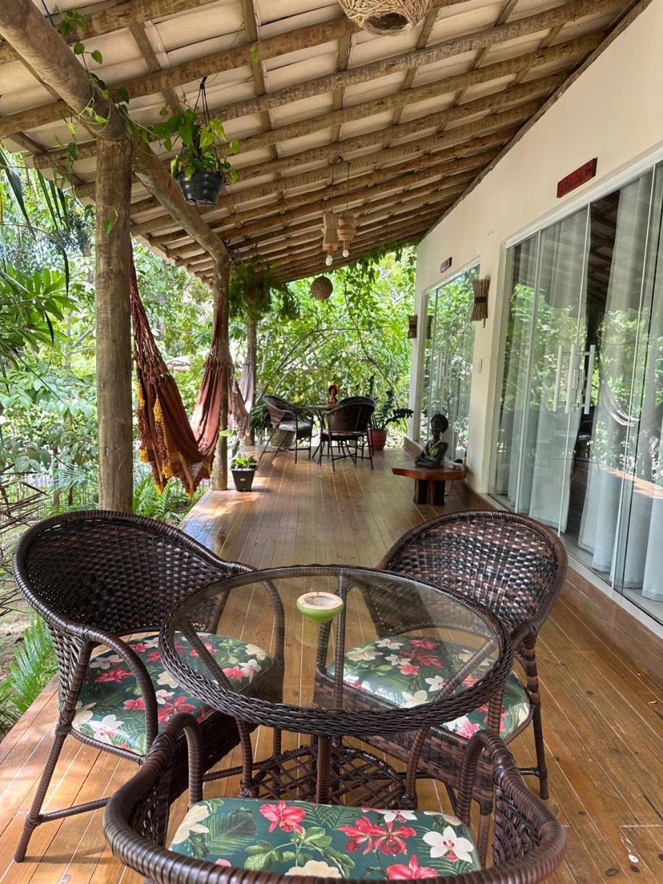 Aruana Suites Seu Refugio Entre Arvores A 5Km Da Vila De Praia Do Forte Buitenkant foto